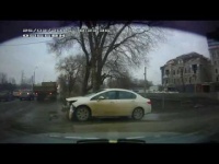 Последние новости Самара 25.03.15 Пежо таранит Камаз